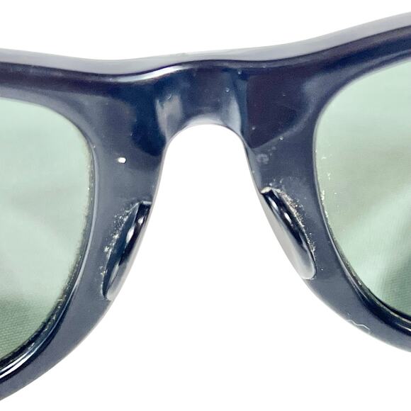 Ray-Ban Wayfarer Matte Black Gradient Graphite Polarized Used For Parts - Picture 11 of 16